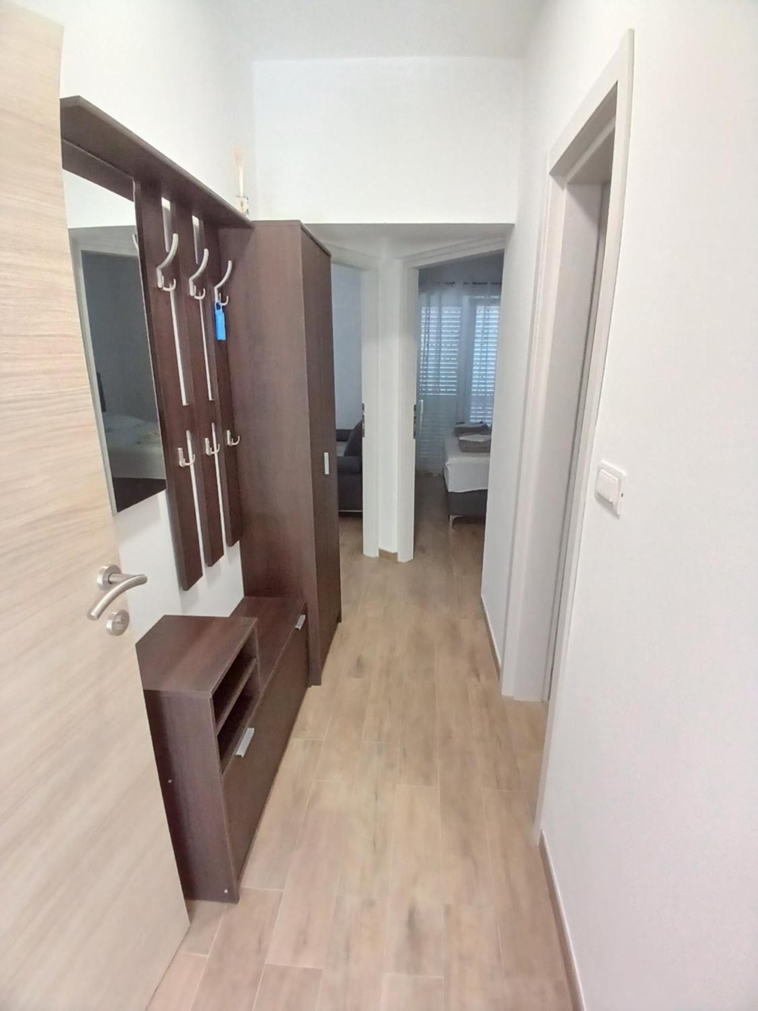 Apartments Tiha Noc קוטור מראה חיצוני תמונה
