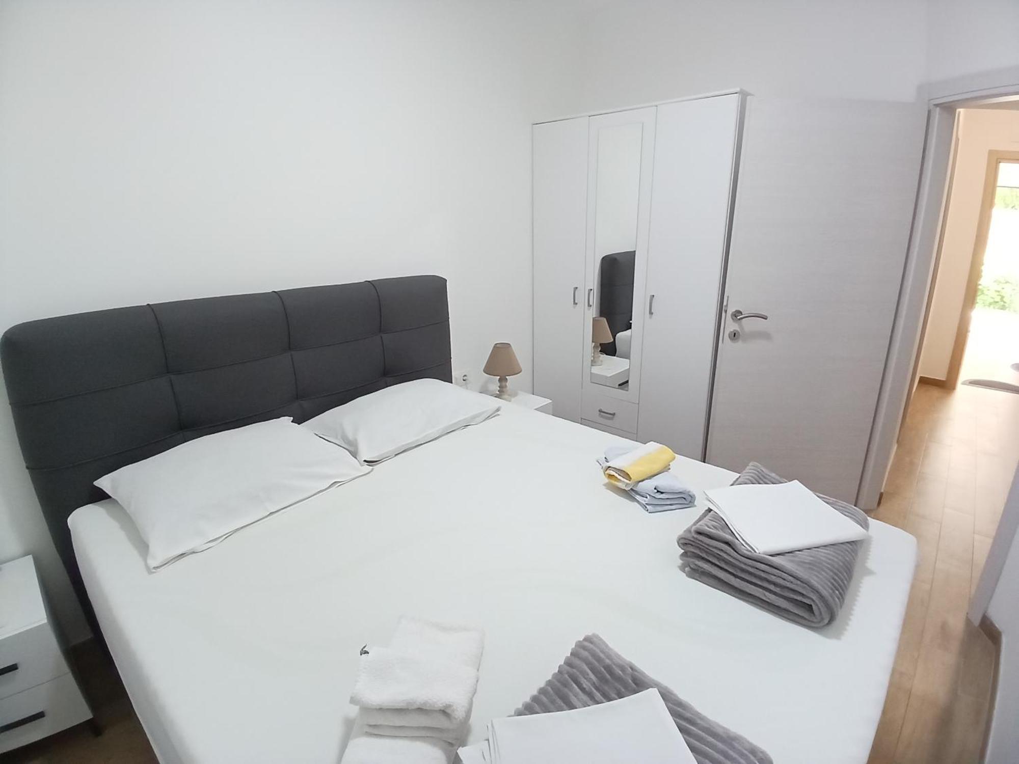Apartments Tiha Noc קוטור מראה חיצוני תמונה